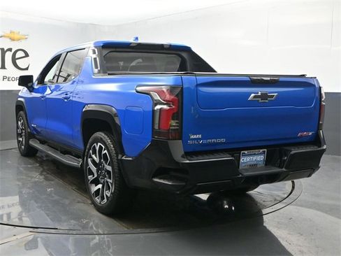 Certified 2025 Chevrolet Silverado EV RST image 32