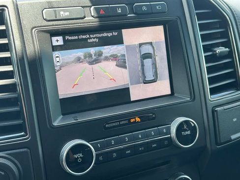 Used 2018 Ford Expedition Limited w/ Equipment Group 302A RWD image 40