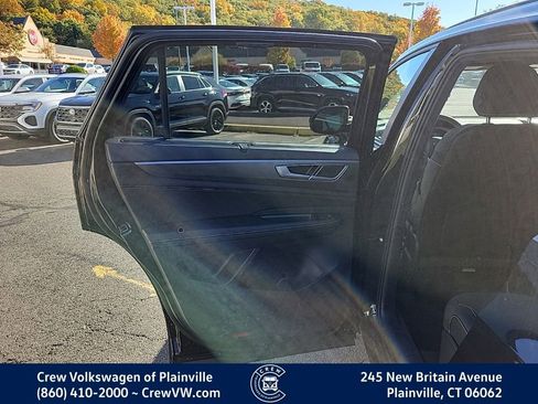 New 2026 Volkswagen Atlas Cross Sport SE image 46