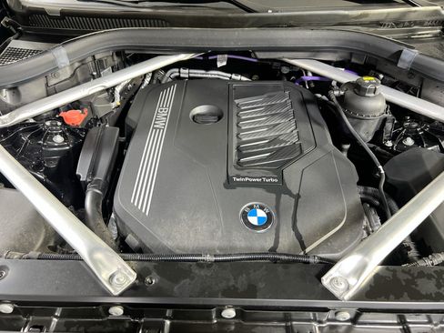 Used 2023 BMW X5 xDrive40i w/ Premium Package AWD/4WD image 30