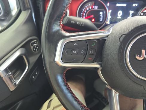 Used 2021 Jeep Wrangler Unlimited Rubicon AWD/4WD image 19