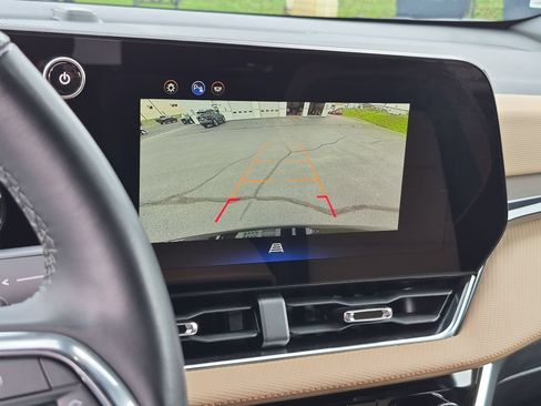 Certified 2025 Chevrolet Equinox ACTIV AWD/4WD image 15