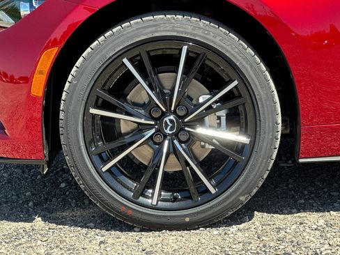 New 2026 MAZDA MX-5 Miata RF Grand Touring w/ Weather Package RWD image 32