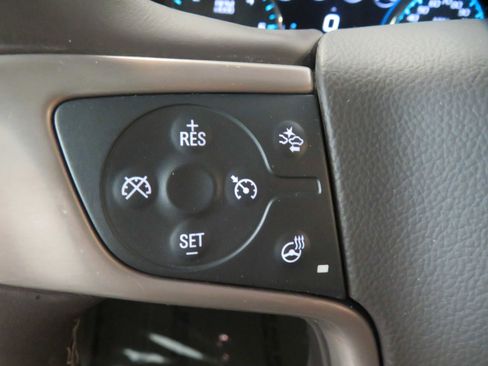 Used 2017 GMC Yukon Denali w/ Enhanced Security Package image 34