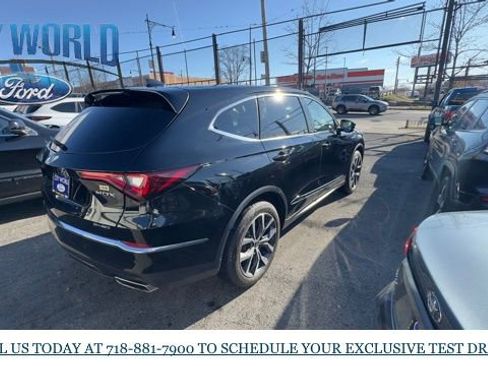 Used 2024 Acura MDX SH-AWD w/ Technology Package image 5