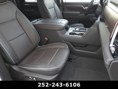 Used 2025 GMC Sierra 2500 Denali w/ Denali Reserve Package image 26