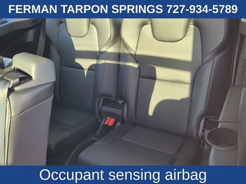 Certified 2022 Volvo XC90 T5 Momentum image 16