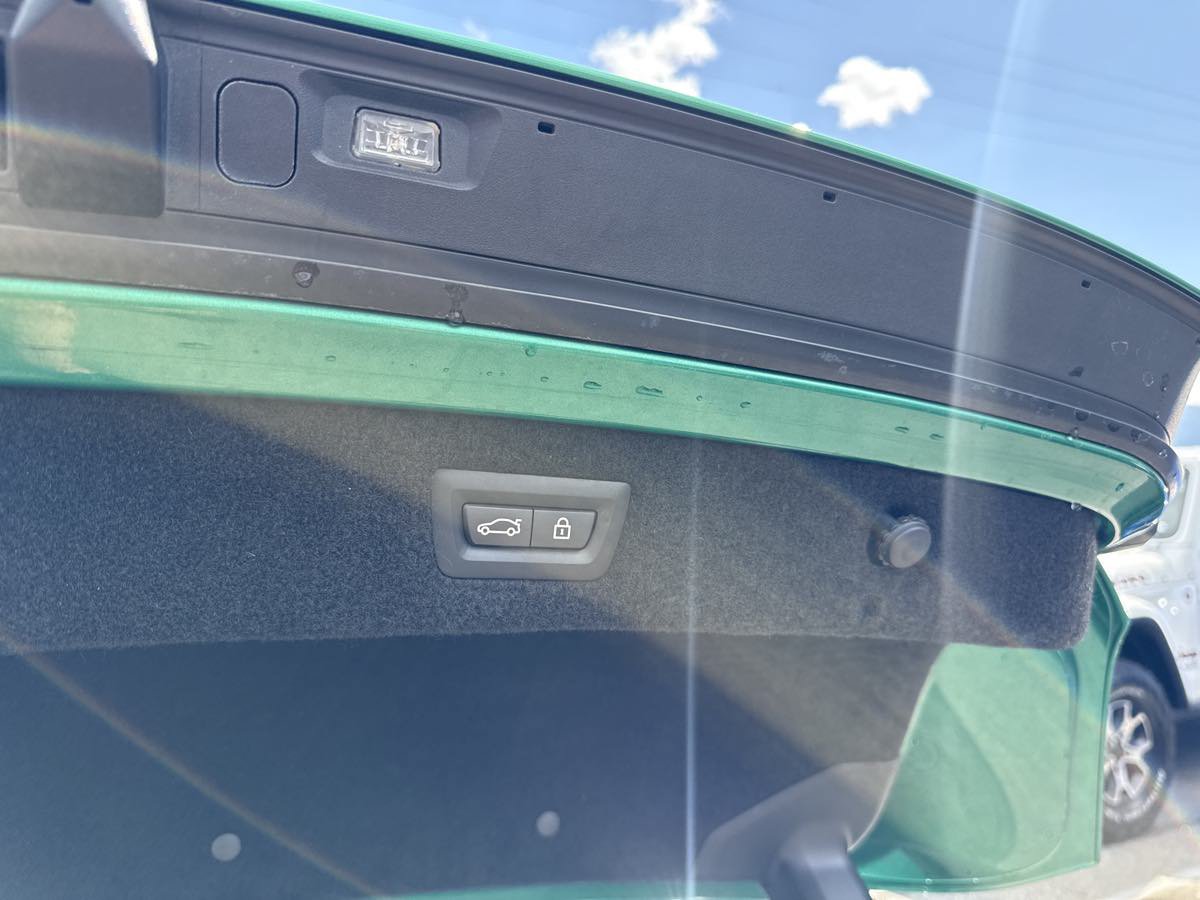 Used 2023 BMW M8 Gran Coupe xDrive Competition w/ M Carbon Exterior Package AWD/4WD image 19