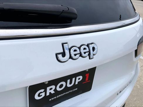 Used 2023 Jeep Compass Limited AWD/4WD image 30