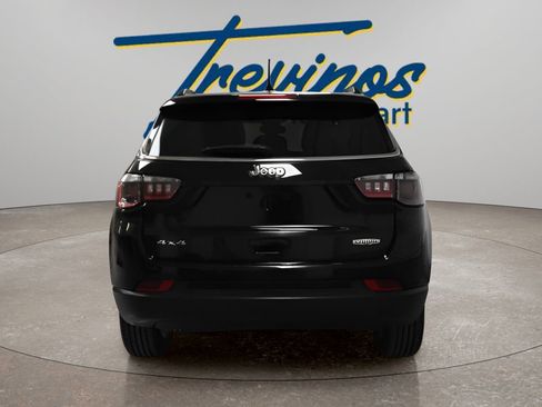 Used 2024 Jeep Compass Latitude AWD/4WD image 10
