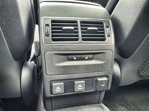 New 2026 Jaguar F-PACE R-Dynamic S image 16