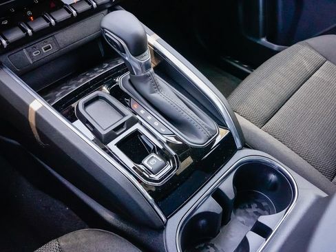 New 2026 GMC Canyon Elevation w/ Convenience Package RWD image 15