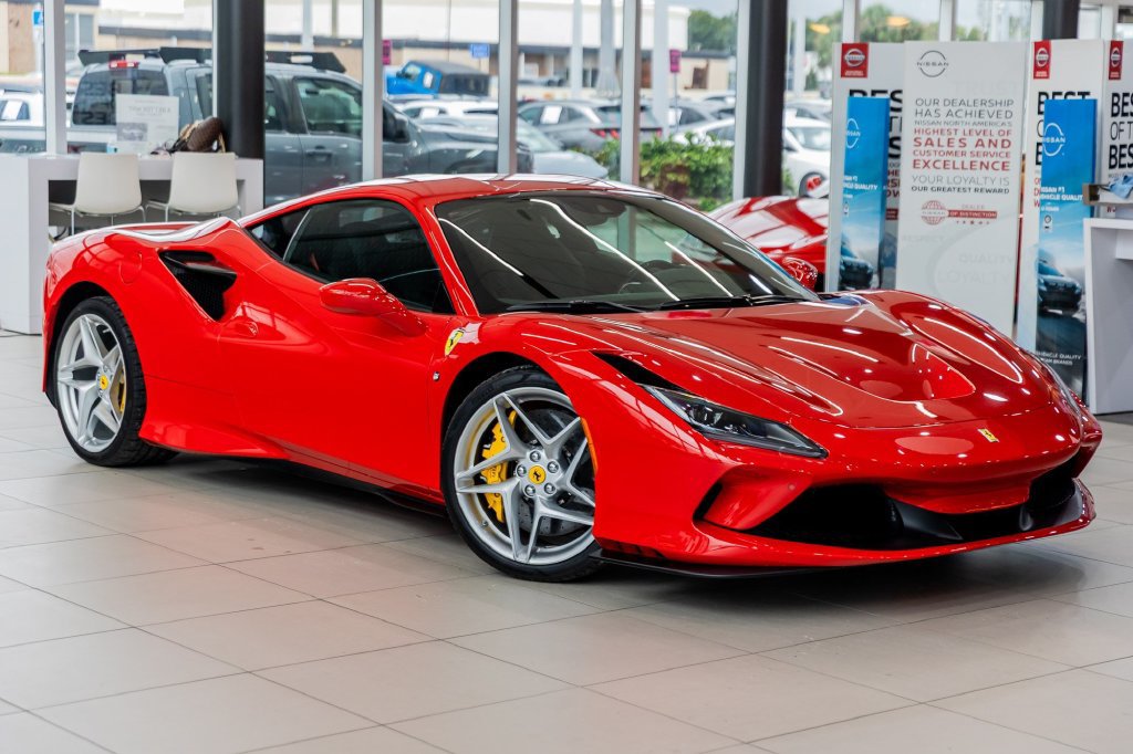 Used 2021 Ferrari F8 Tributo RWD image 1