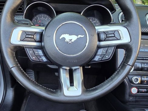 Used 2015 Ford Mustang Convertible w/ Equipment Group 051A RWD image 15