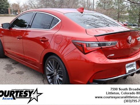 Used 2020 Acura ILX image 4