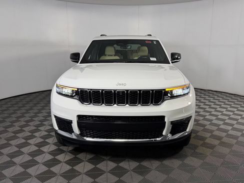 Certified 2025 Jeep Grand Cherokee L Limited w/ Luxury Tech Group II RWD image 4