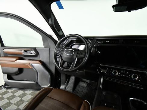 Used 2024 GMC Sierra 3500 Denali Ultimate image 19