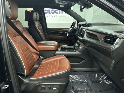 Used 2024 GMC Yukon Denali Ultimate image 19