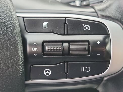 Used 2023 Kia K5 EX image 9