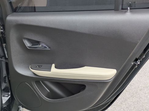 Used 2012 Chevrolet Volt Premium w/ Premium Trim Package image 25