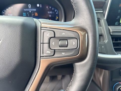 Used 2024 Chevrolet Tahoe High Country w/ Premium Package AWD/4WD image 17