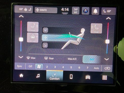New 2025 Jeep Grand Cherokee Altitude AWD/4WD image 35