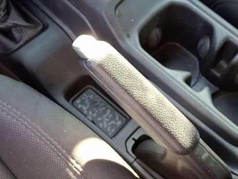 Used 2023 Jeep Wrangler Sport S image 20