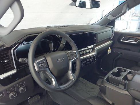 New 2026 Chevrolet Silverado 1500 RST w/ RST Select Package AWD/4WD image 2