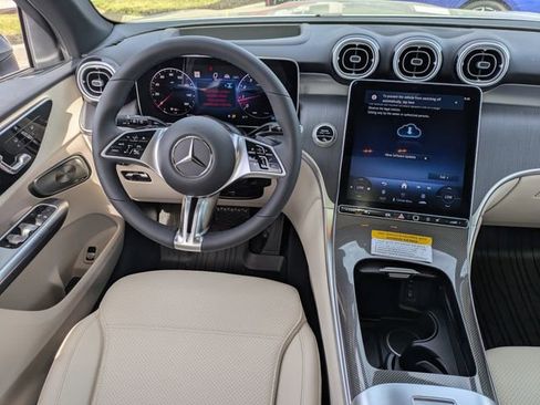 New 2026 Mercedes-Benz GLC 300 image 18