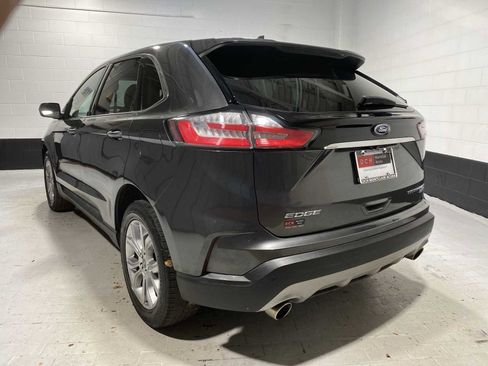 Used 2019 Ford Edge Titanium w/ Cold Weather Package image 4