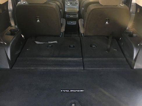 Used 2020 Hyundai Palisade SEL FWD image 24