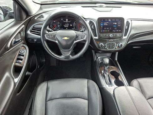 Used 2024 Chevrolet Malibu LT FWD image 11