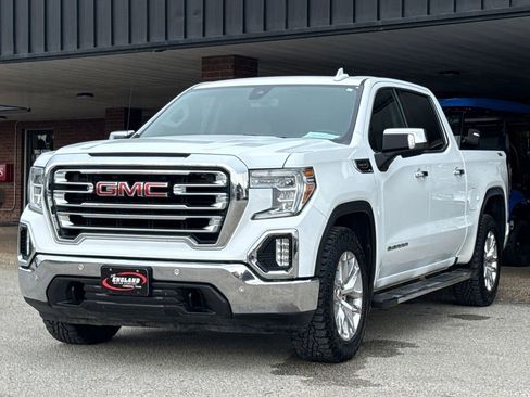 Used 2022 GMC Sierra 1500 SLT AWD/4WD image 3