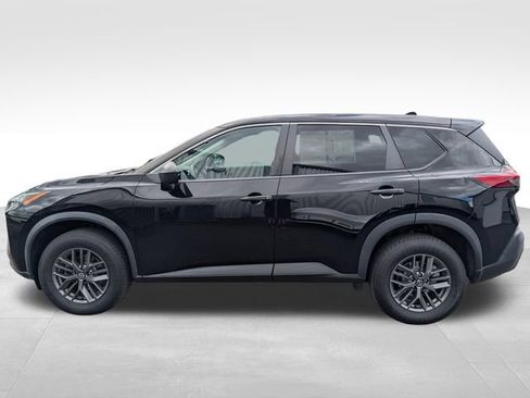 Used 2021 Nissan Rogue S AWD/4WD image 5