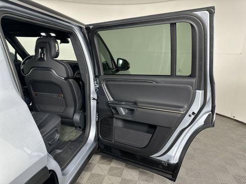 Used 2023 Rivian R1S Adventure image 18