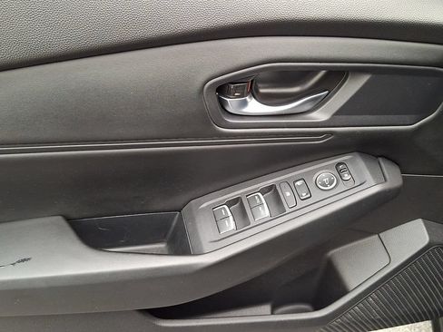 Used 2023 Honda Accord EX image 14