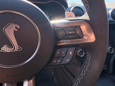 Used 2020 Ford Mustang Shelby GT500 w/ Carbon Fiber Track Pack image 21