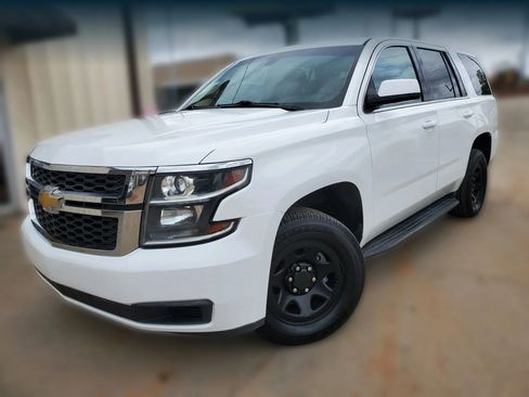 Used 2015 Chevrolet Tahoe 4WD w/ Remote Keyless Entry Package image 6