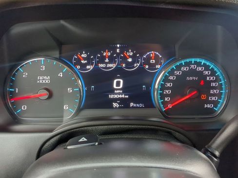 Used 2017 GMC Yukon XL Denali w/ Open Road Package AWD/4WD image 13