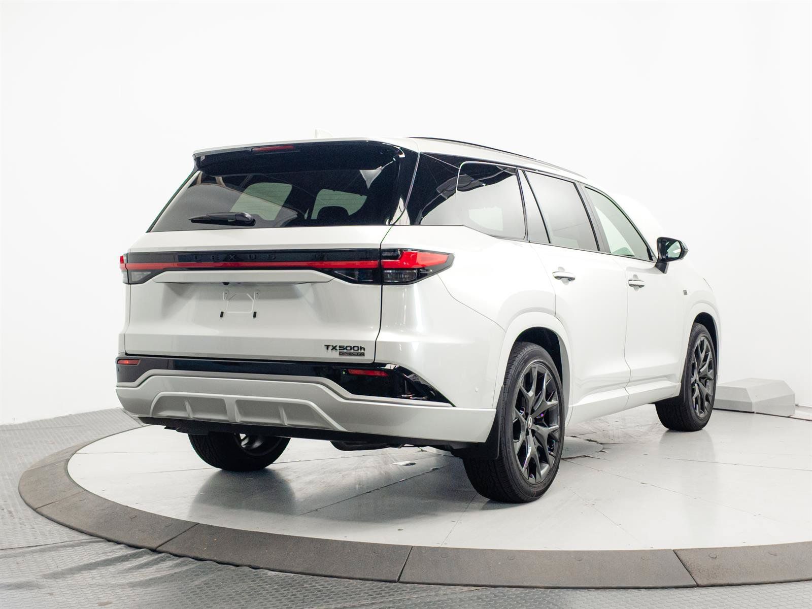 New 2026 Lexus TX 500h AWD w/ Technology Package image 13
