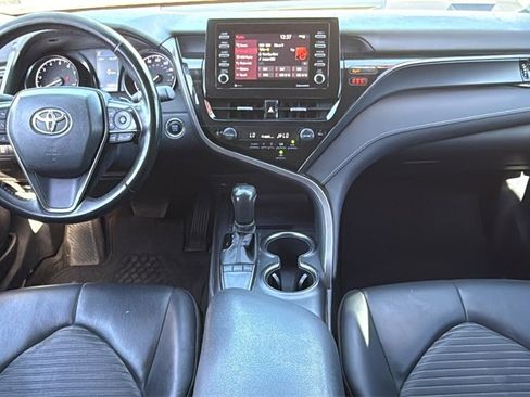 Used 2023 Toyota Camry SE image 15