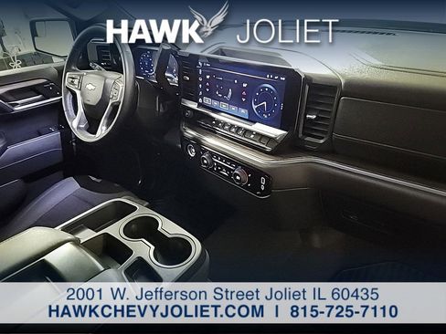Used 2024 Chevrolet Silverado 1500 LT image 25