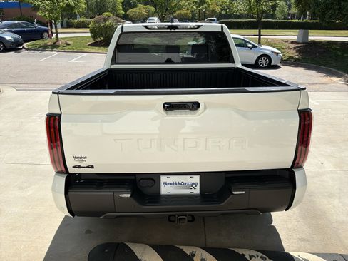 Used 2025 Toyota Tundra Limited w/ TRD Off-Road Package image 9