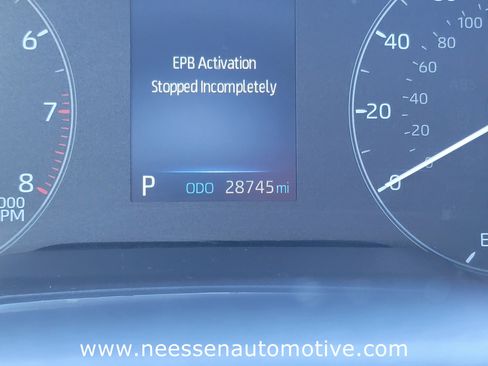 Used 2024 Toyota Corolla SE w/ SE Package image 20