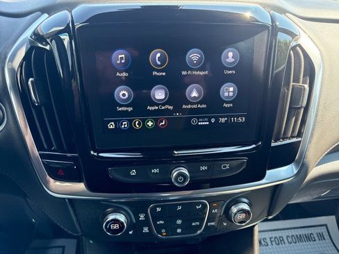 Used 2023 Chevrolet Traverse LT FWD image 19