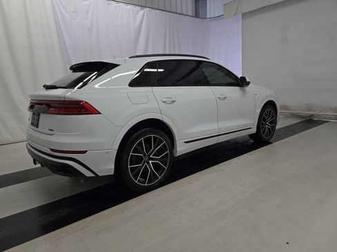 Used 2023 Audi Q8 Premium Plus w/ Premium Plus Package image 4
