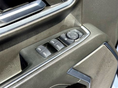 Used 2024 Chevrolet Silverado 3500 LT image 15