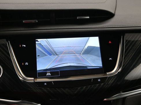 Used 2025 Cadillac XT6 Premium Luxury AWD/4WD image 15