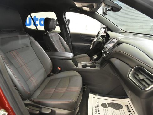 Used 2022 Chevrolet Equinox RS image 15