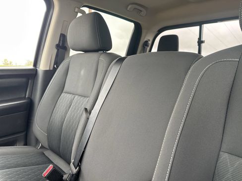 Used 2017 Nissan Titan SV AWD/4WD image 61